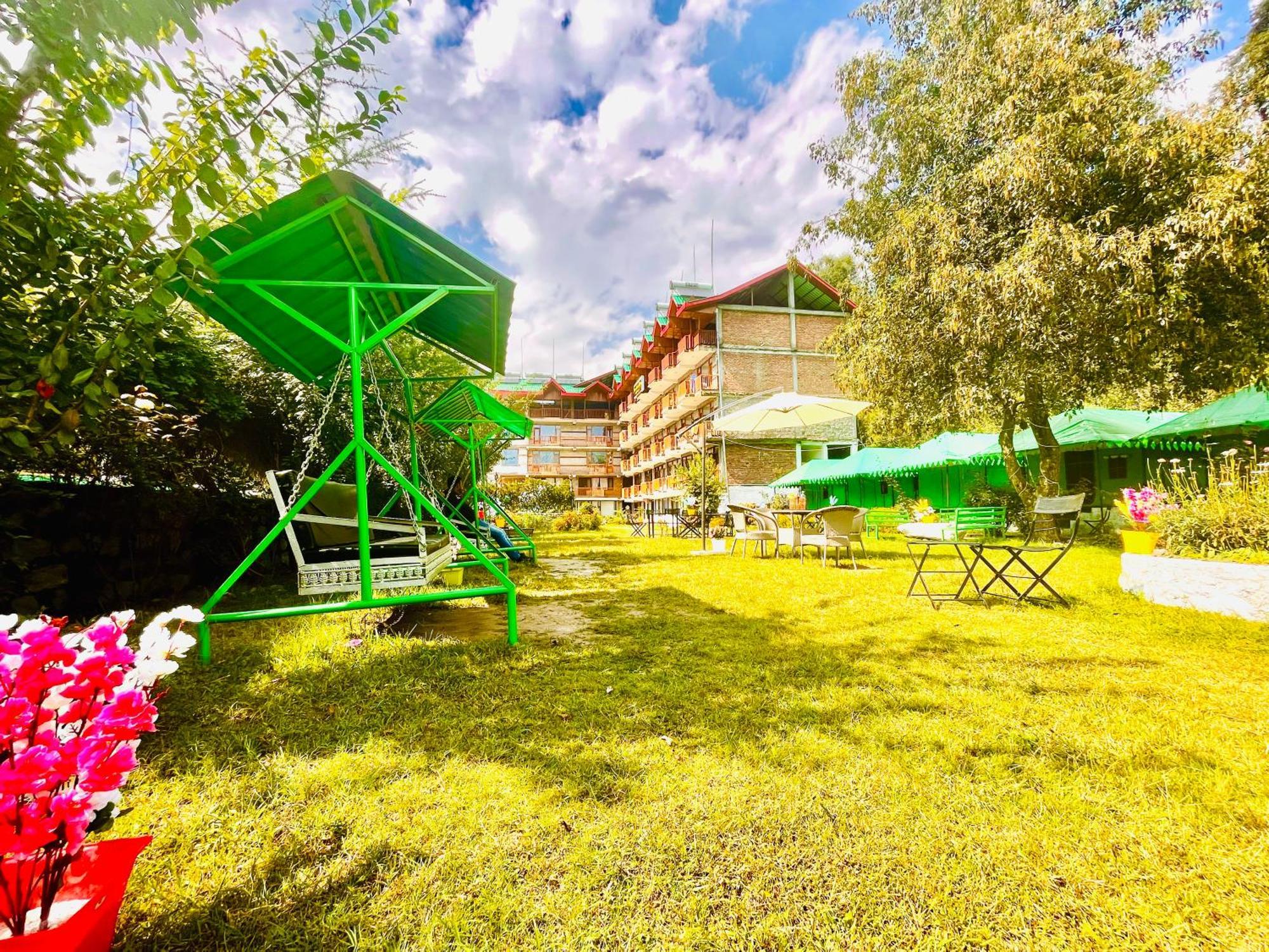 Himalayan Riverside Resort, Manali エクステリア 写真