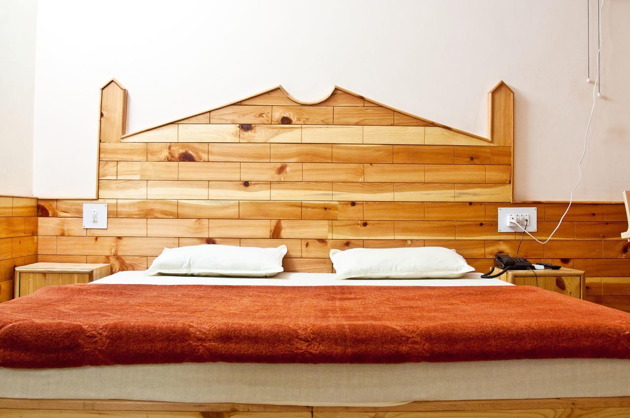 Himalayan Riverside Resort, Manali エクステリア 写真