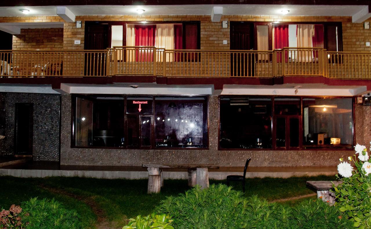 Himalayan Riverside Resort, Manali エクステリア 写真